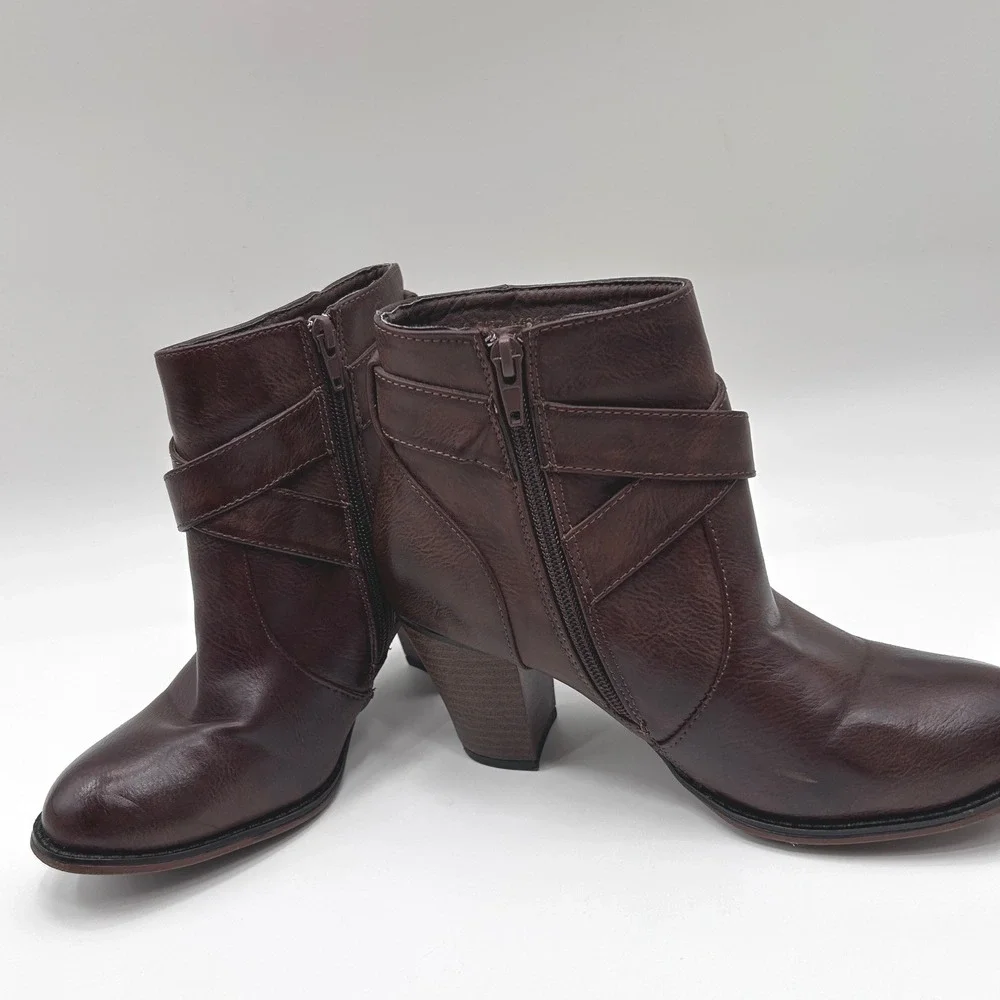 Dirty Laundry Womens Brown Faux Leather Buckle Strap Ankle Boots Block Heel 6.5